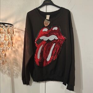 NWT MadeWorn black sweatshirt with red and white sequined design large